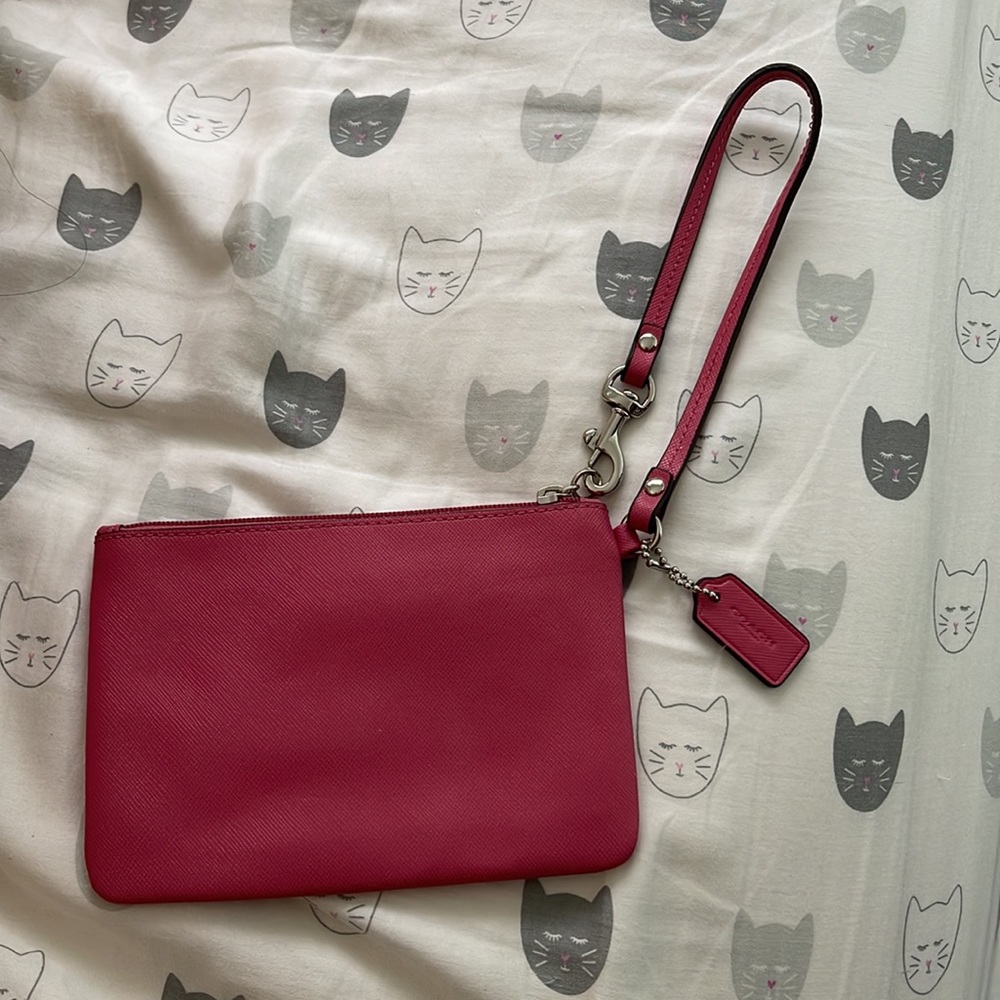Coach Pouch - Picture 2 of 2